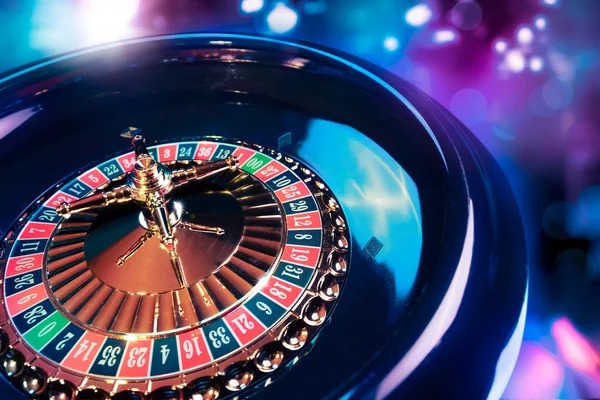 Fortune Tiger bet selection controls showing coin value, coins per line, and total bet display